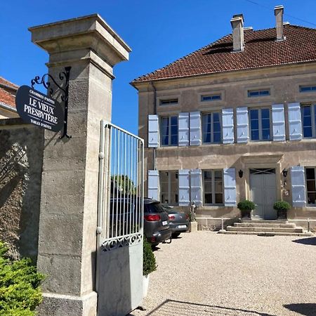 Le Vieux Presbytere Bed and Breakfast Confracourt Exterior foto